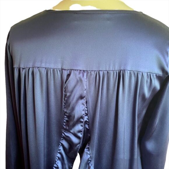 0165 Alisha Levine Royal Blue Satin Blouse with Ruffles Size L New - Picture 5 of 10